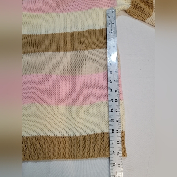 MUSTARD SEED Women's Size Small Oversized Drop Shoulder Striped V-neck Sweater - Picture 4 of 8